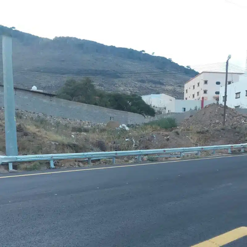 حواجز الطرق المعدنية _ حواجز الطرق السريعة