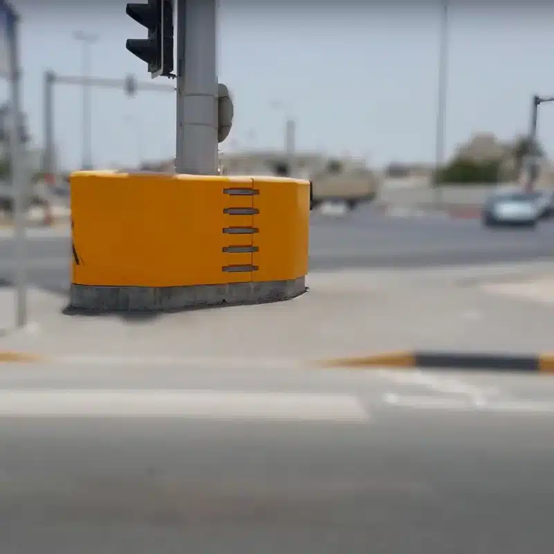 أنظمة امتصاص الصدمات للأعمدة _ أنظمة حماية الأعمدة من الاصطدام