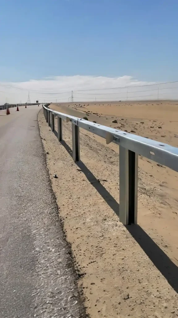 حواجز الميجازريل هي الحل الأمثل في المناطق الصحراوية