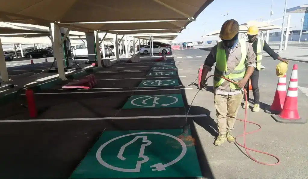 تسخين علامة Premark باستخدام قاذف اللهب